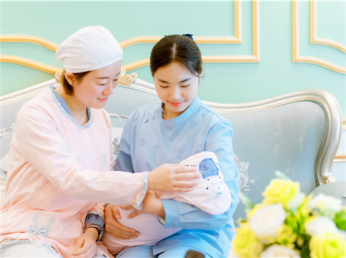 新生儿护理黄金20条，新手爸妈收藏必备