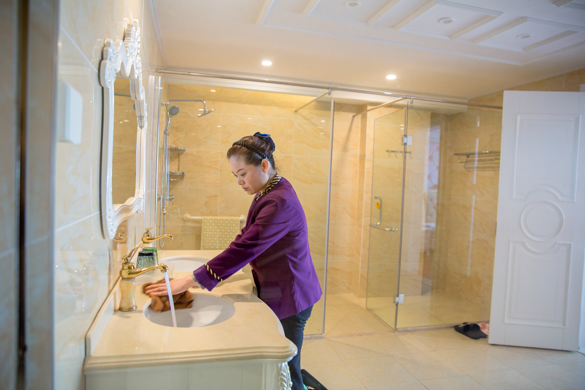 F93A5638_副本.jpg F93A5638_副本.jpg